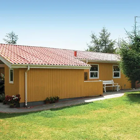 4 Bedroom Amazing In Orsted Dom wakacyjny *